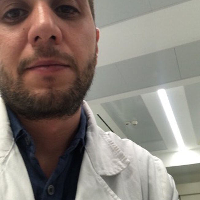 Dott. Gianluca Ancona, medico chirurgo a Brescia Dott. Gianluca Ancona, medico chirurgo a Brescia